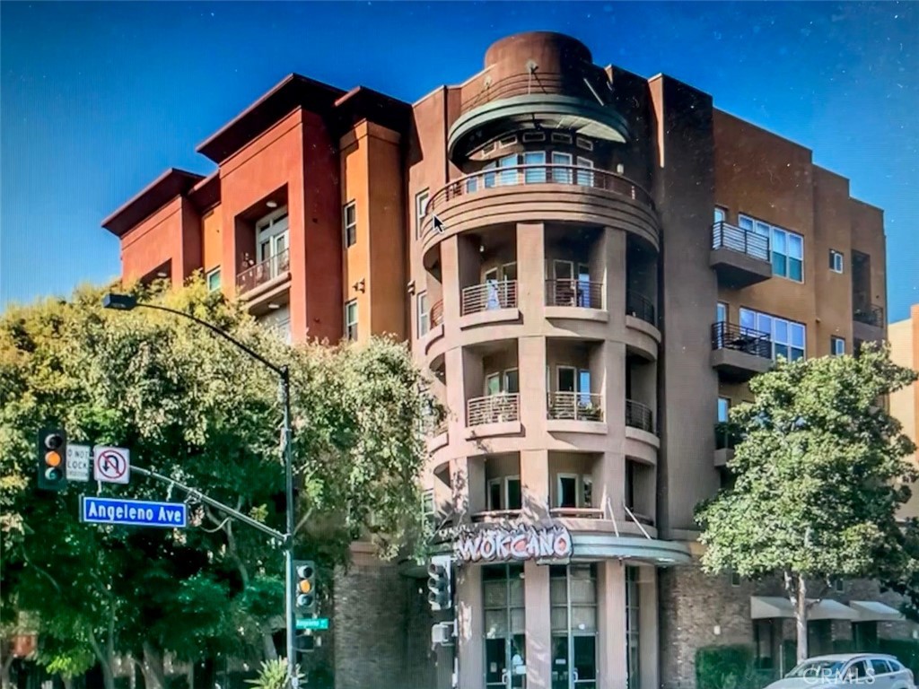 201 E Angeleno Avenue 315