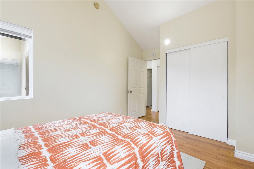 327 Chestnut Avenue 302