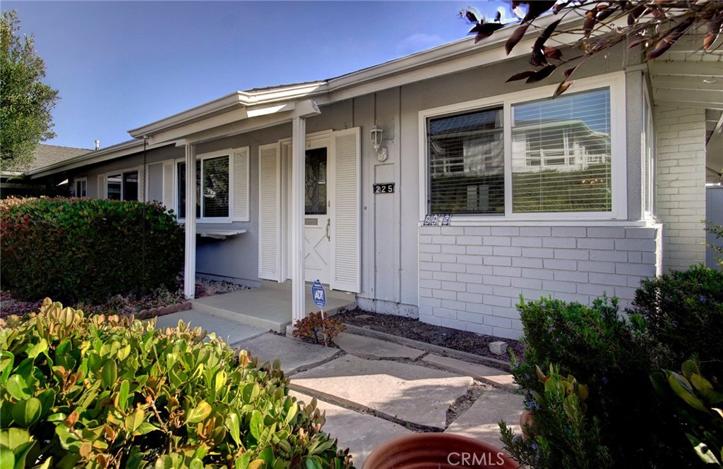 225 Camino San Clemente