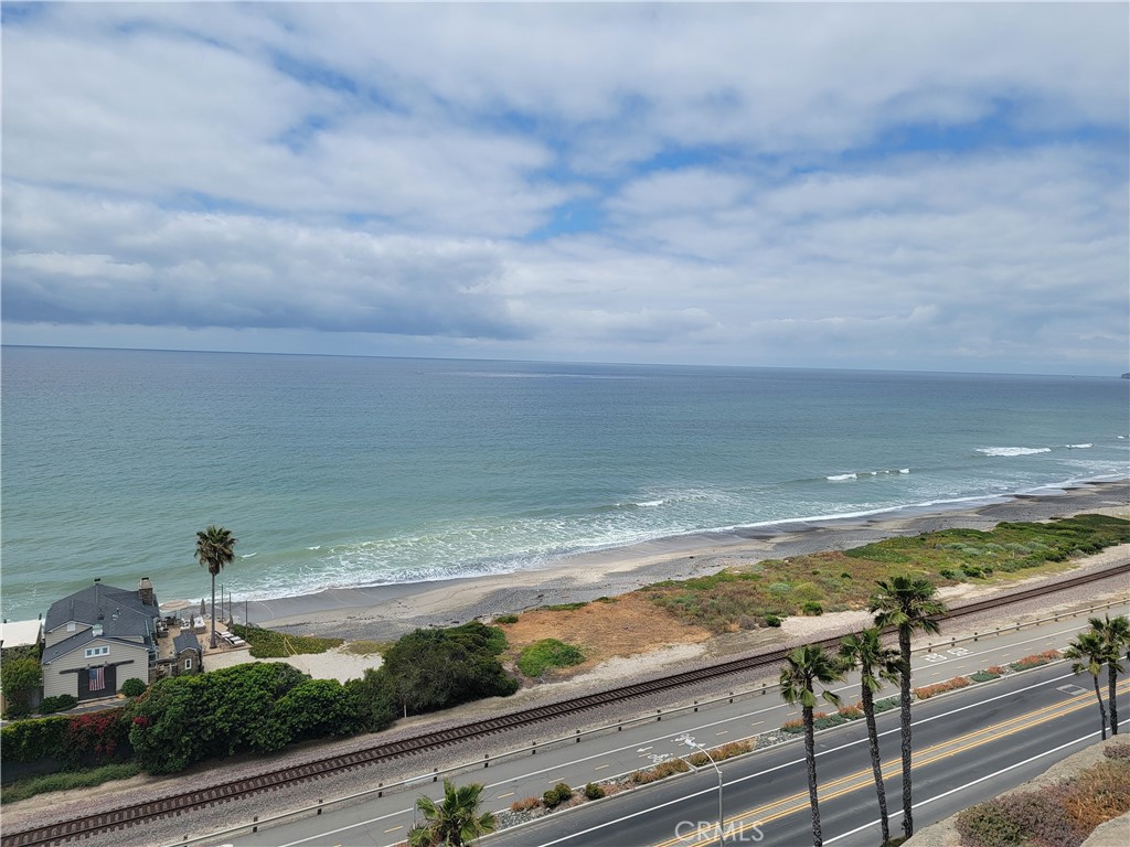 225 Camino San Clemente