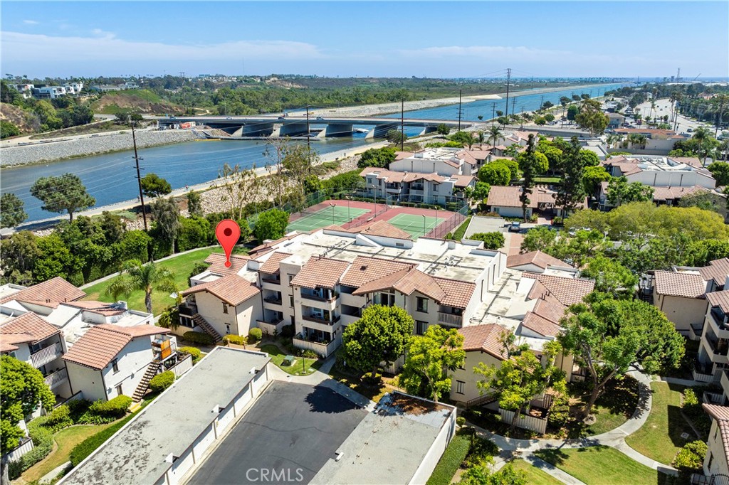 21372 Brookhurst Street 421