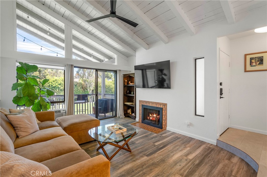 21372 Brookhurst Street 421