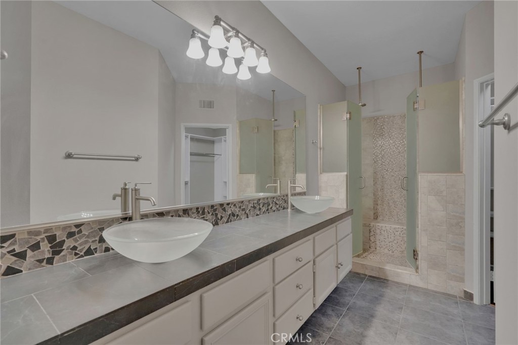 5029 E Tenderrow Place B