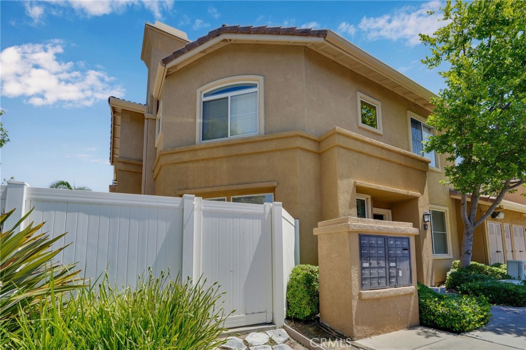 5029 E Tenderrow Place B