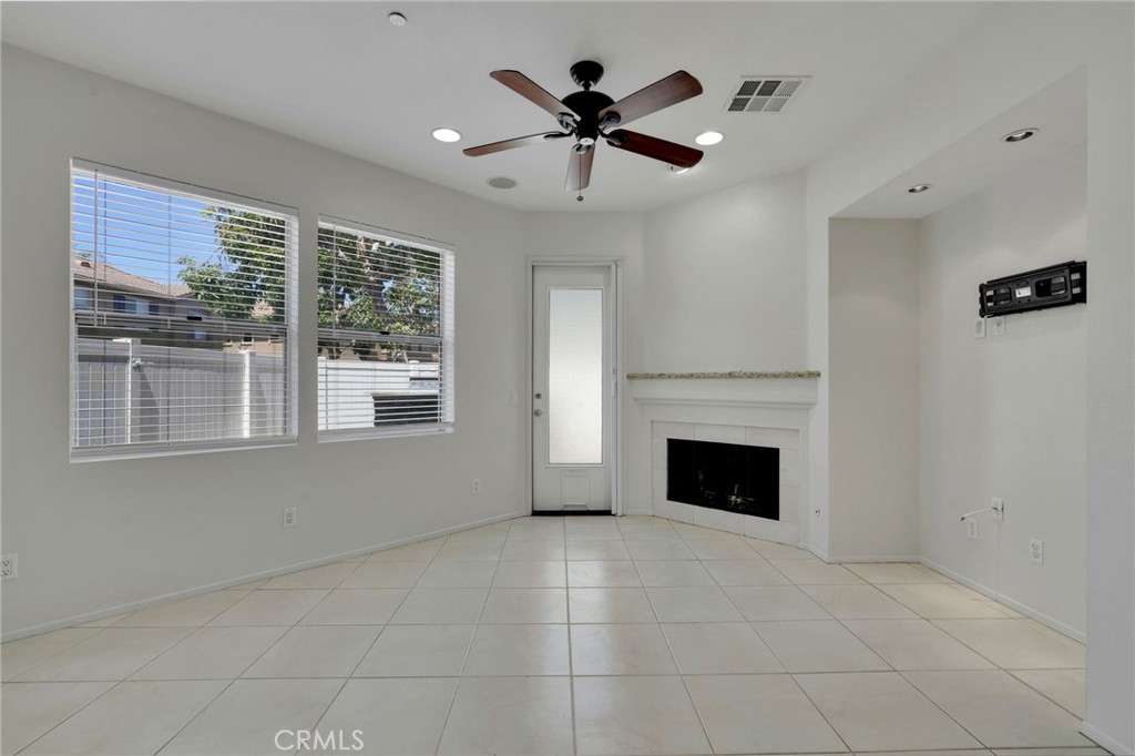 5029 E Tenderrow Place B