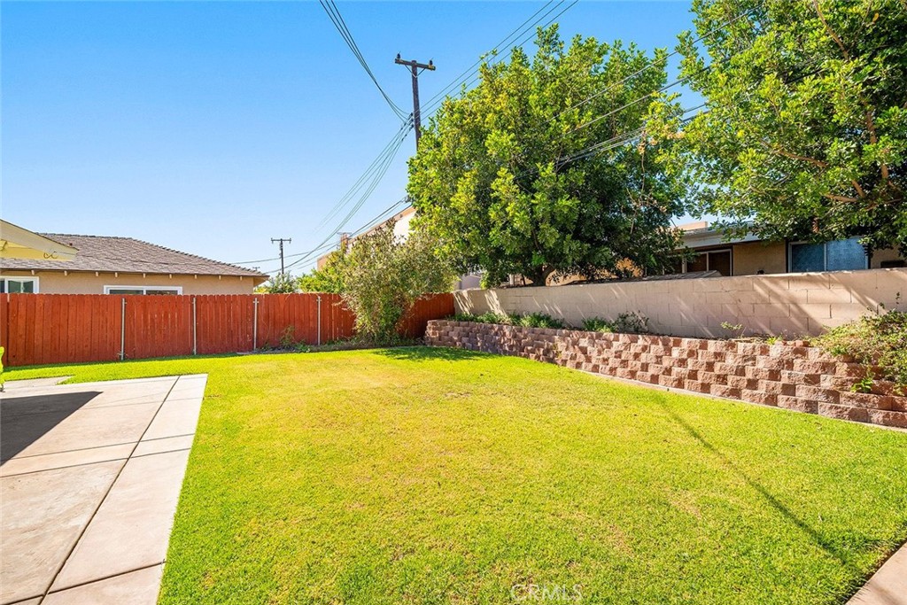 303 E Chestnut Avenue