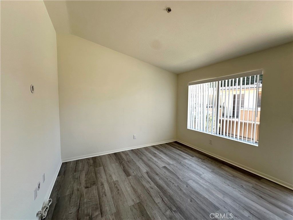 303 Avenida Victoria B