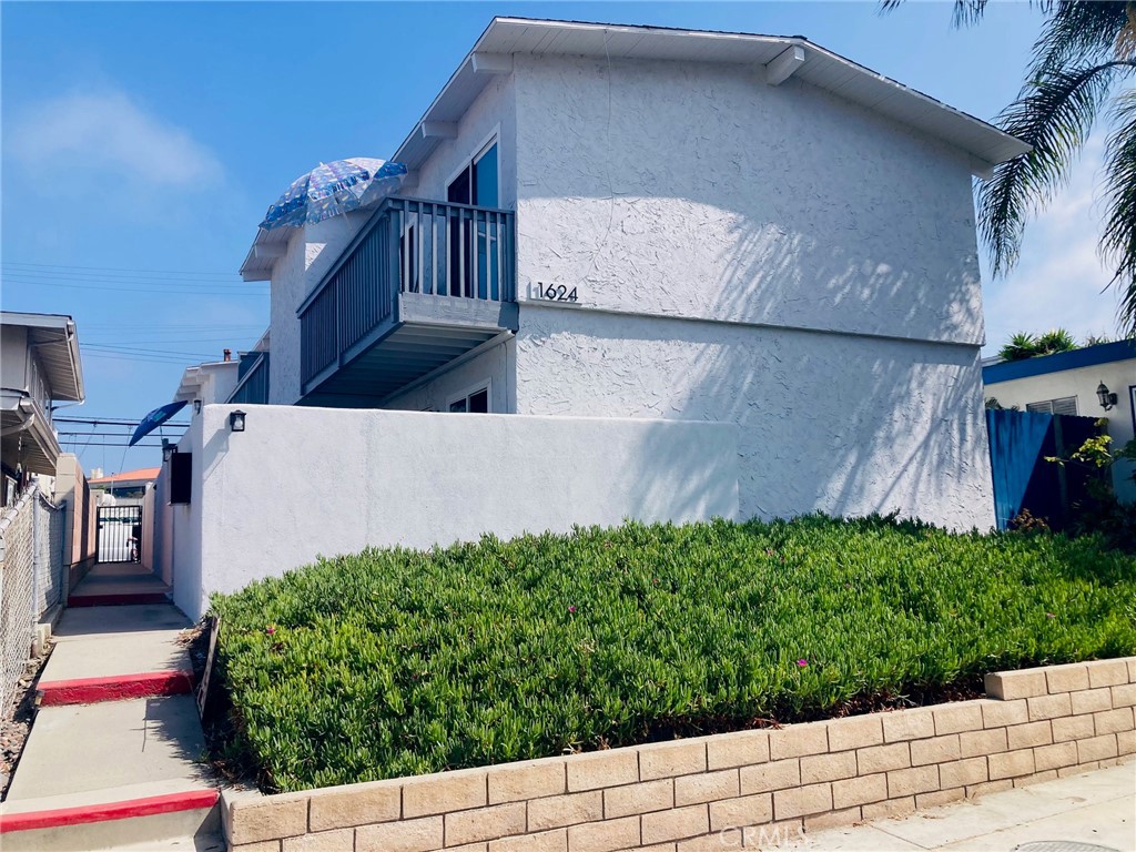 1624 Calle Las Bolas B