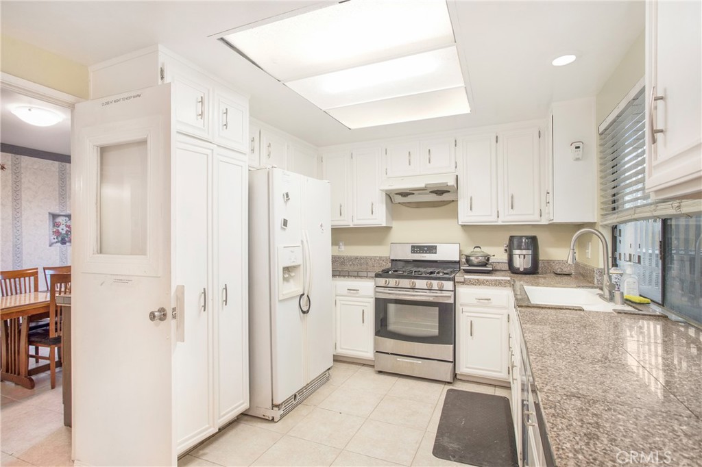 1781 E Warrenton Avenue