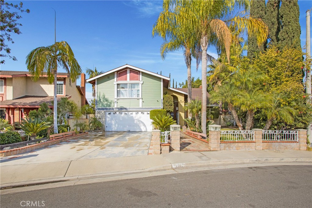 1781 E Warrenton Avenue