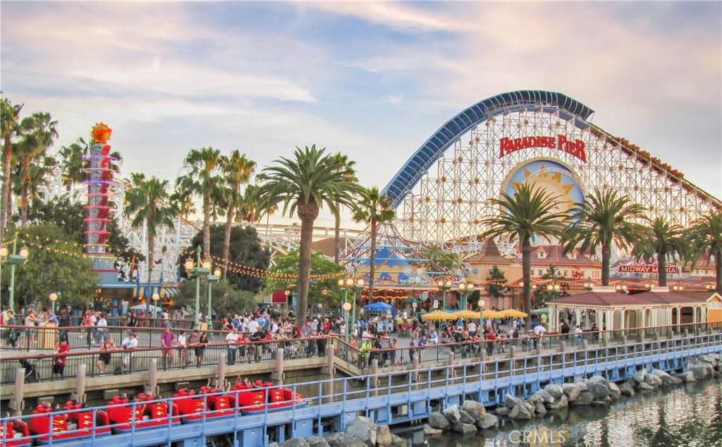 1781 E Warrenton Avenue