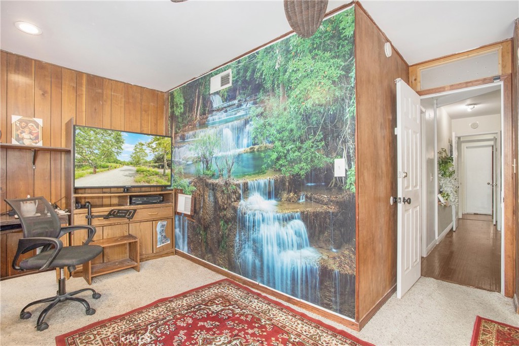 1781 E Warrenton Avenue