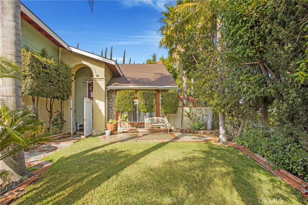 1781 E Warrenton Avenue