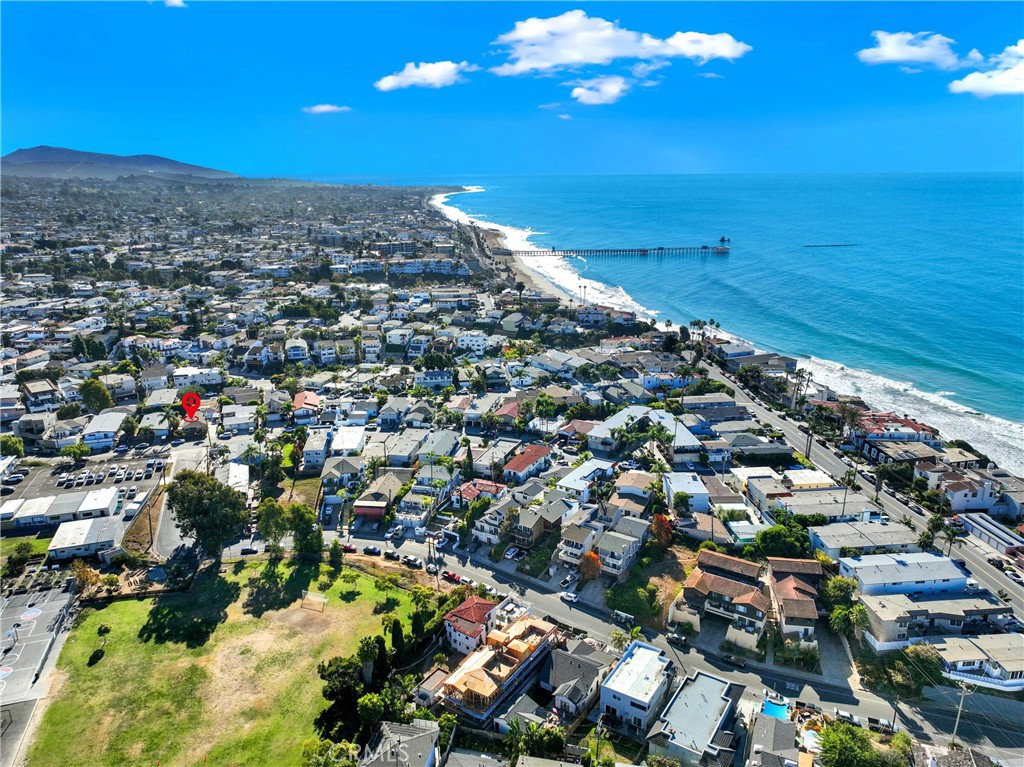 221 Avenida Del Poniente