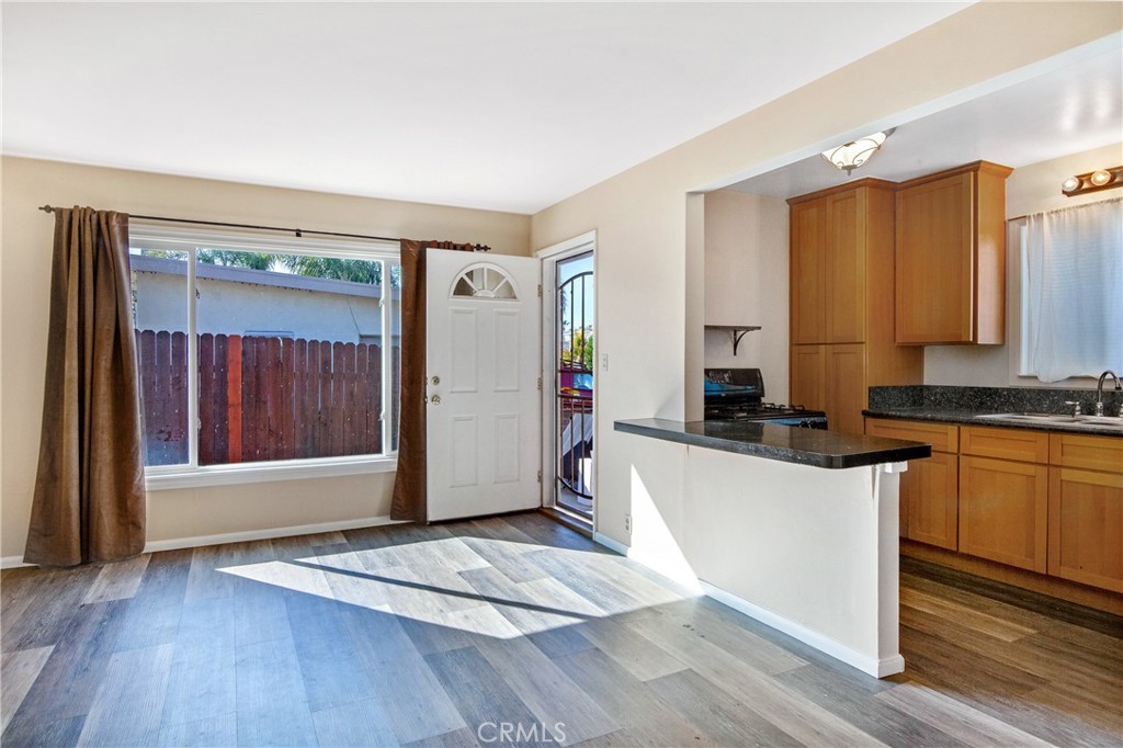 221 Avenida Del Poniente