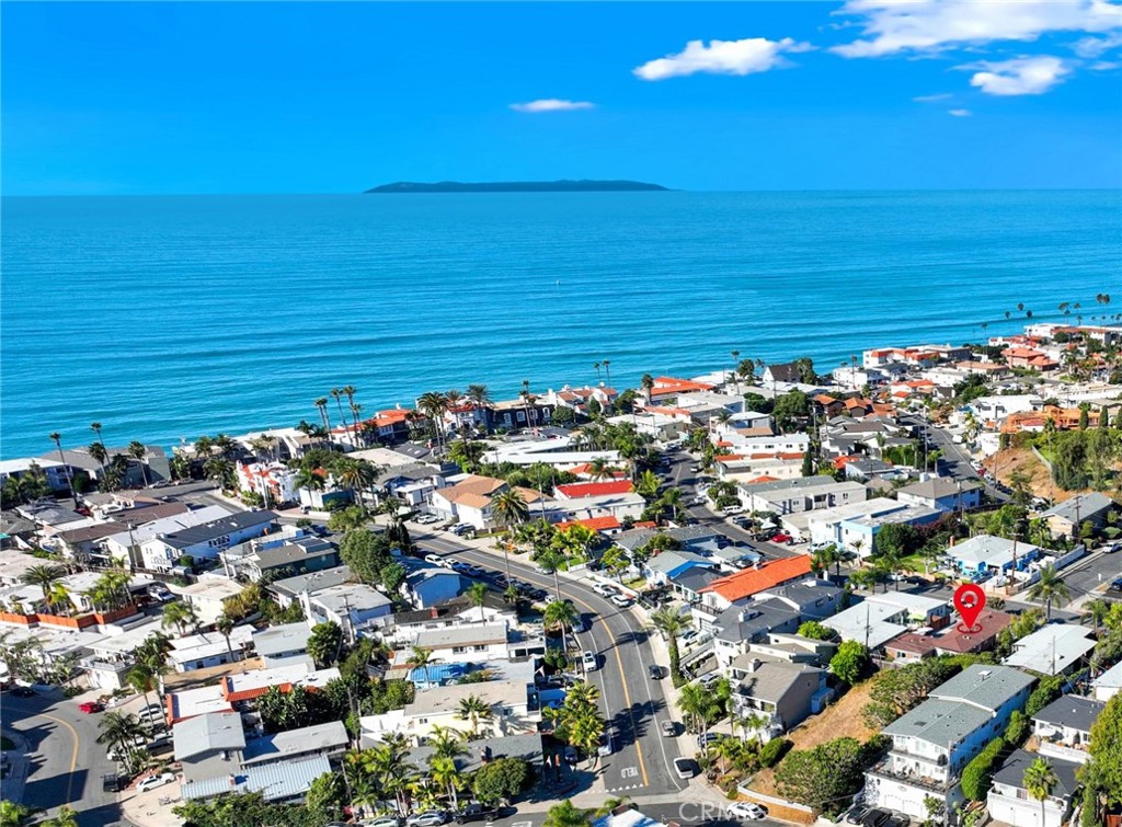 221 Avenida Del Poniente