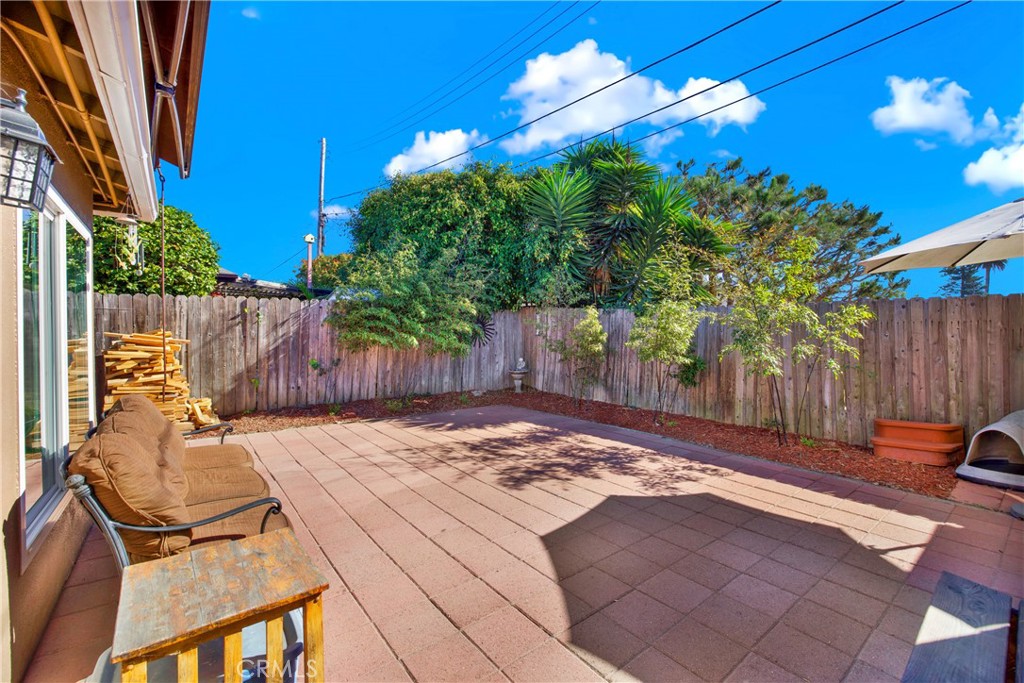 221 Avenida Del Poniente