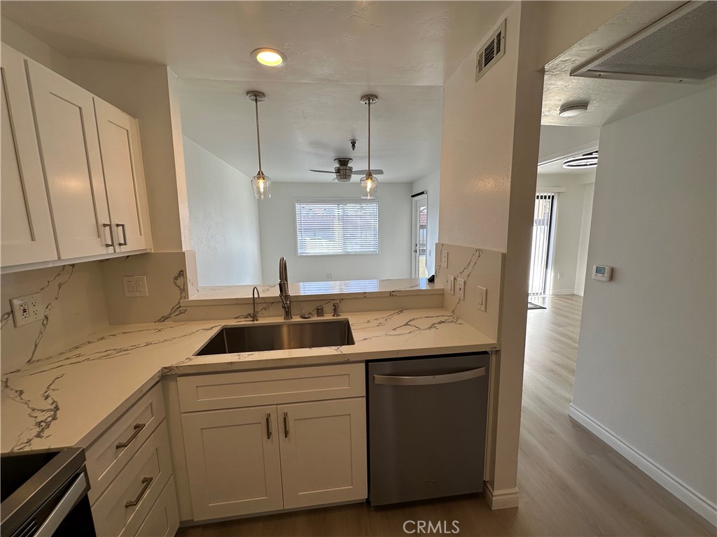 3830 Avenida Del Presidente 9