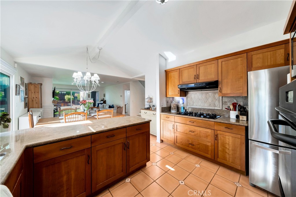 33121 Sandpiper Court