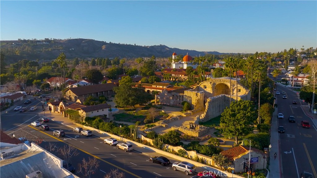 33121 Sandpiper Court