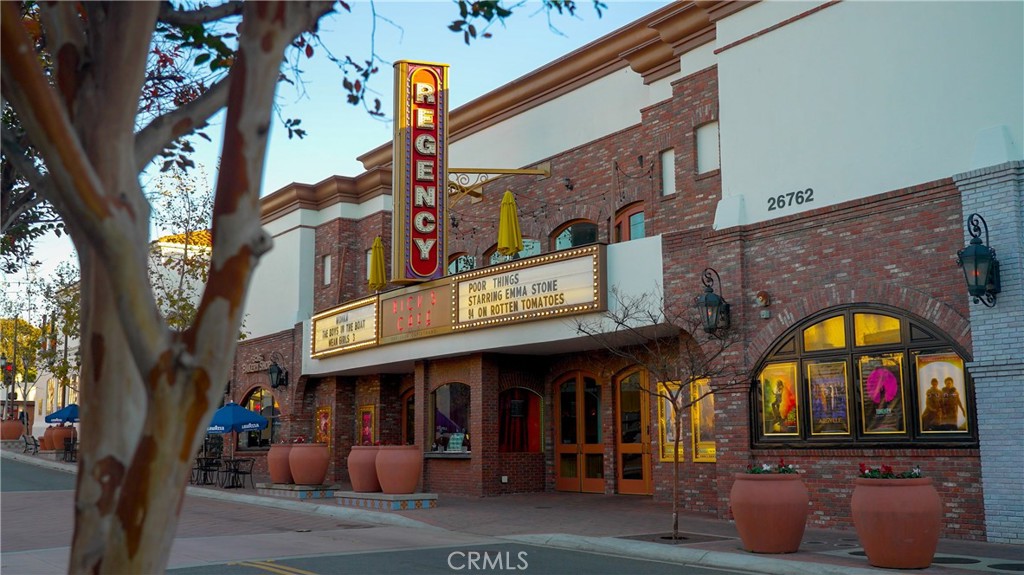 33121 Sandpiper Court