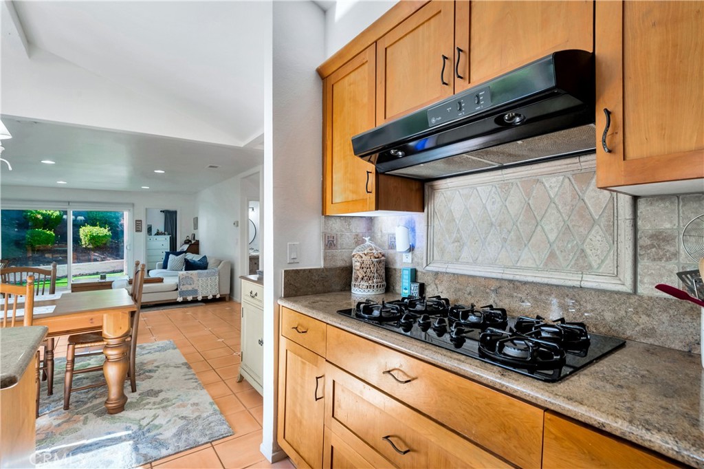 33121 Sandpiper Court