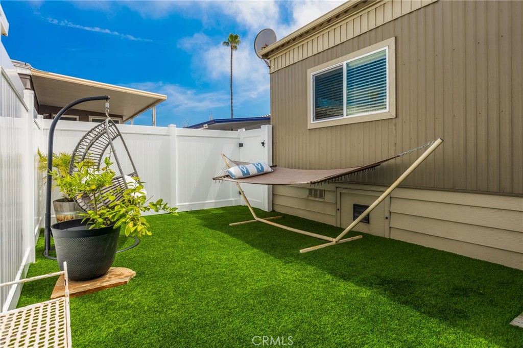 7110 San Luis St. 129