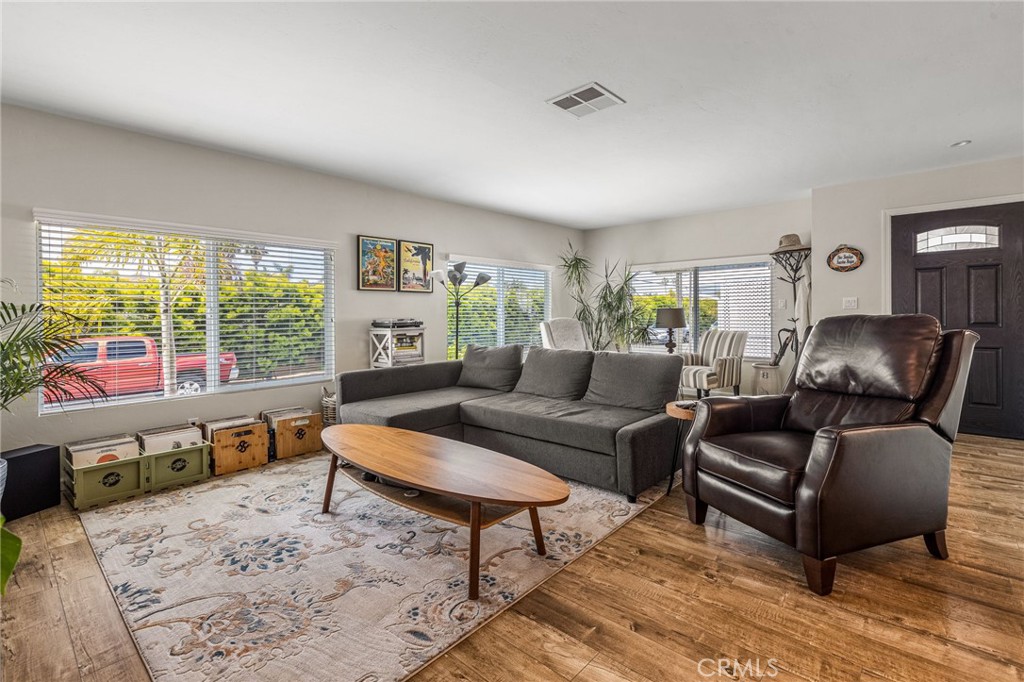 7110 San Luis St. 129