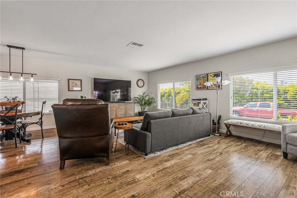 7110 San Luis St. 129