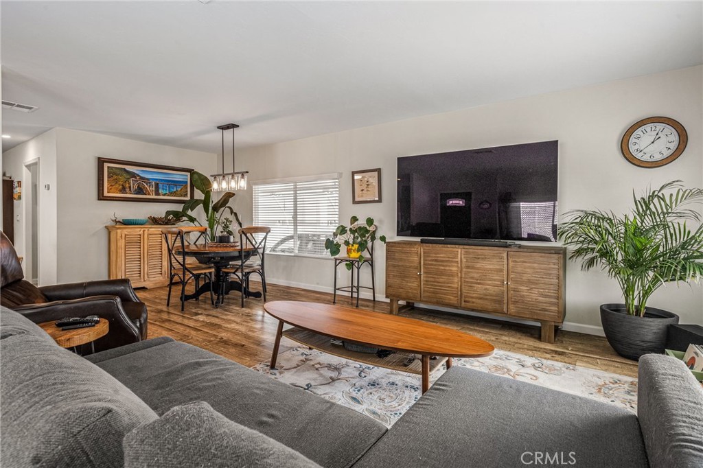 7110 San Luis St. 129