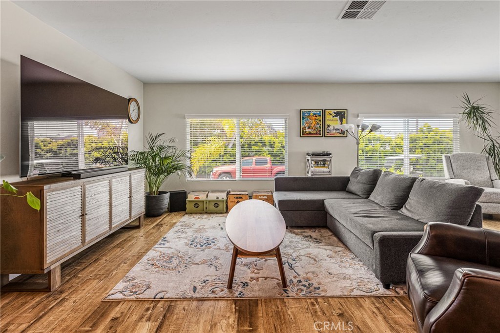 7110 San Luis St. 129