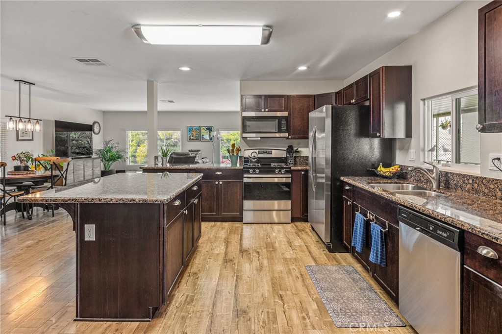 7110 San Luis St. 129