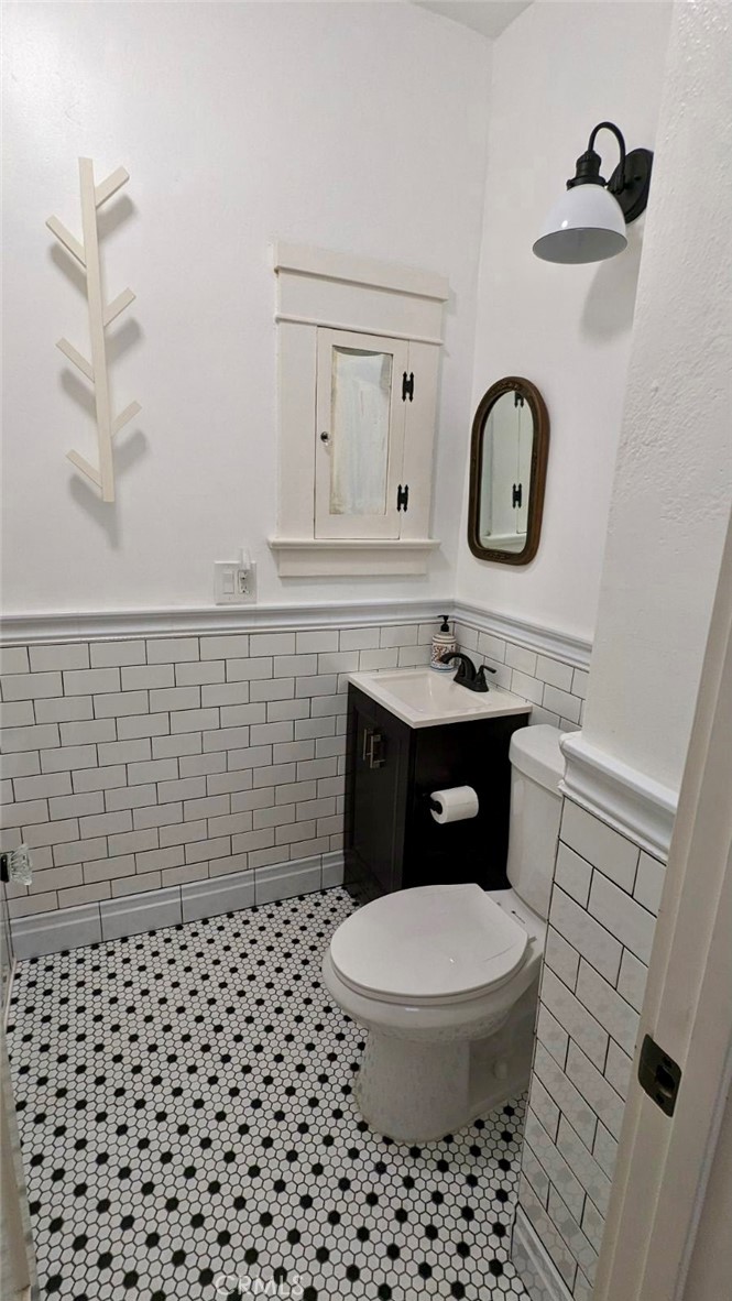 354 Chestnut Avenue 2