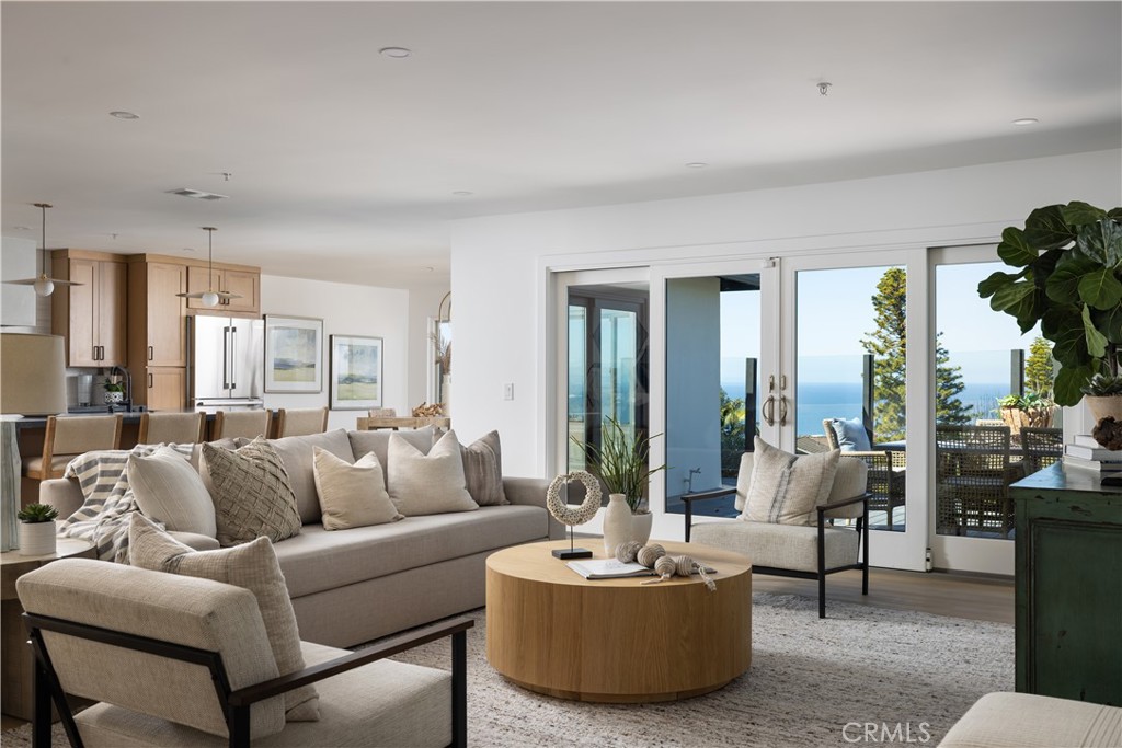 433 E Avenida Cordoba