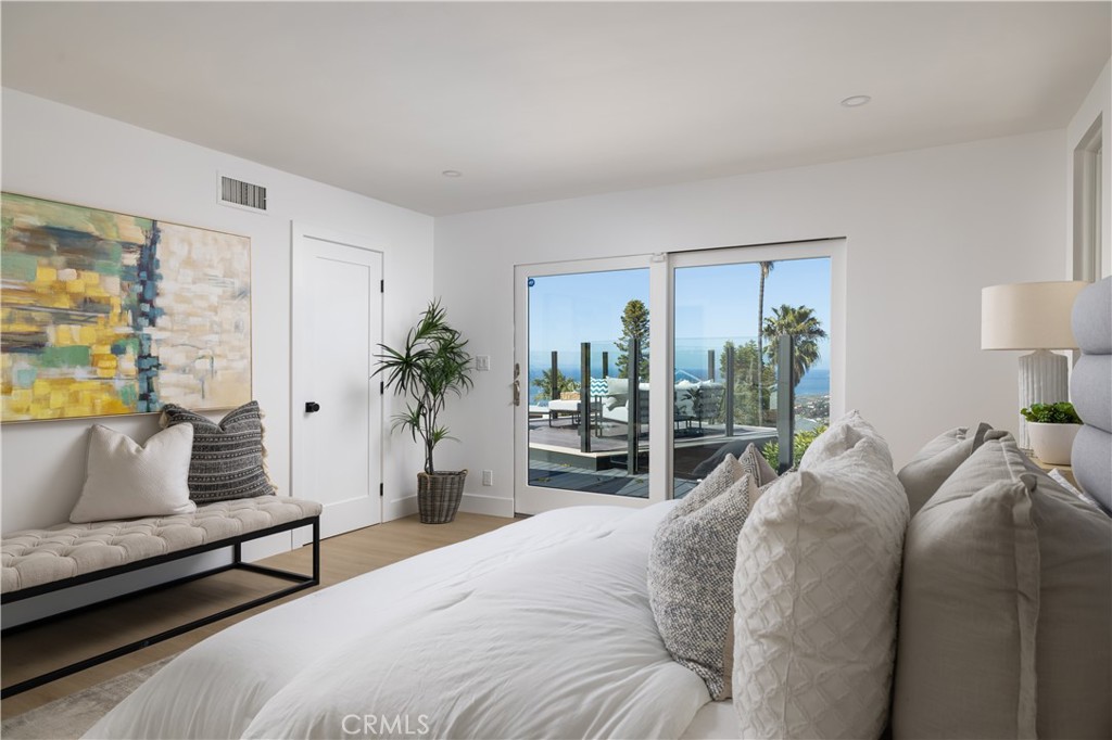 433 E Avenida Cordoba