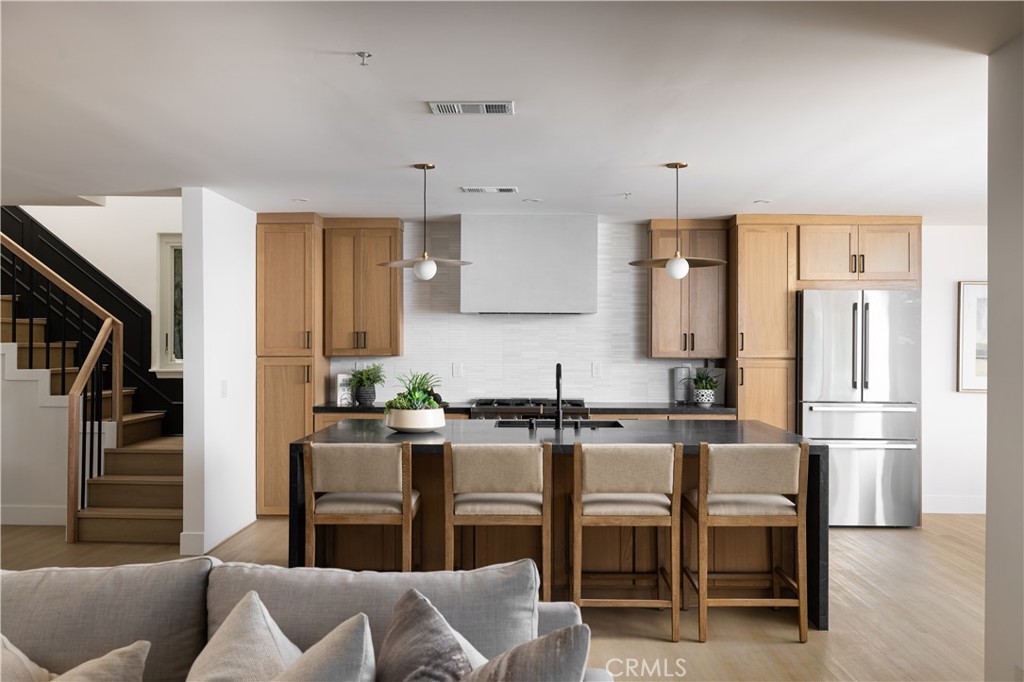 433 E Avenida Cordoba