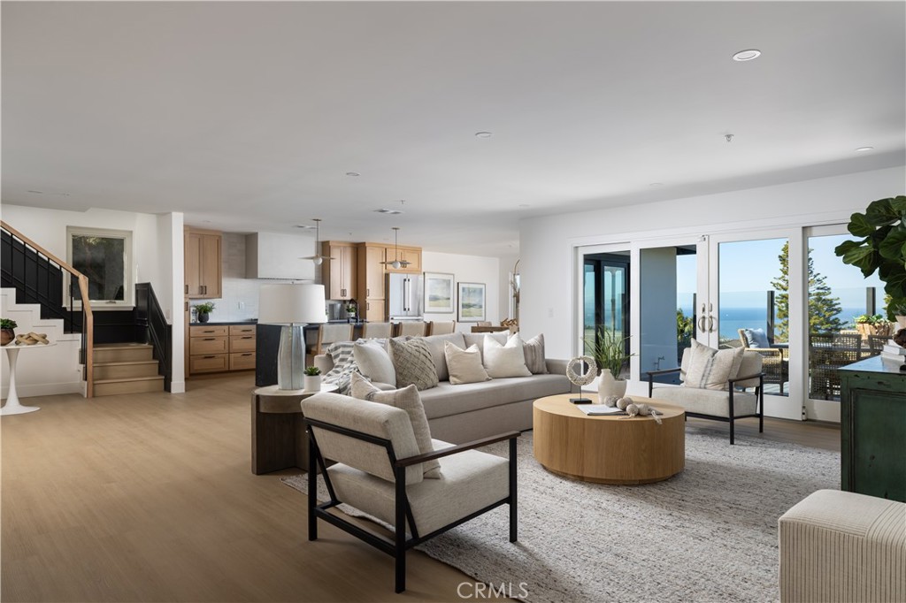 433 E Avenida Cordoba