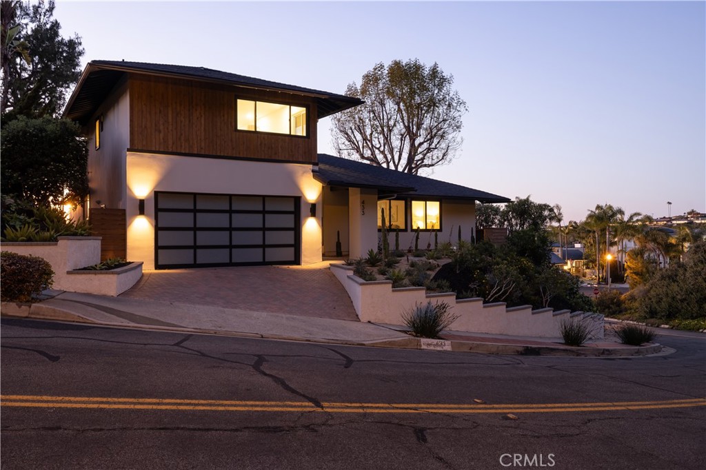 433 E Avenida Cordoba