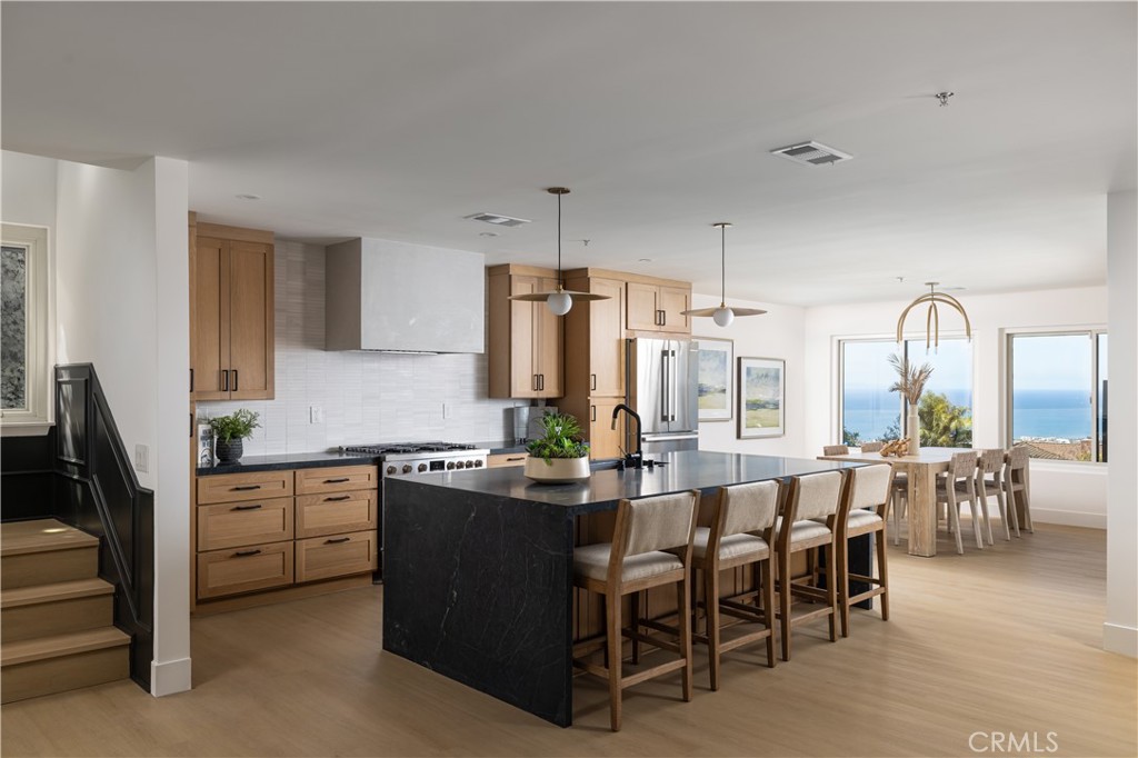 433 E Avenida Cordoba