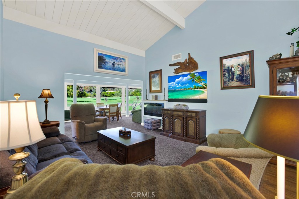 31303 E Nine Drive 34G