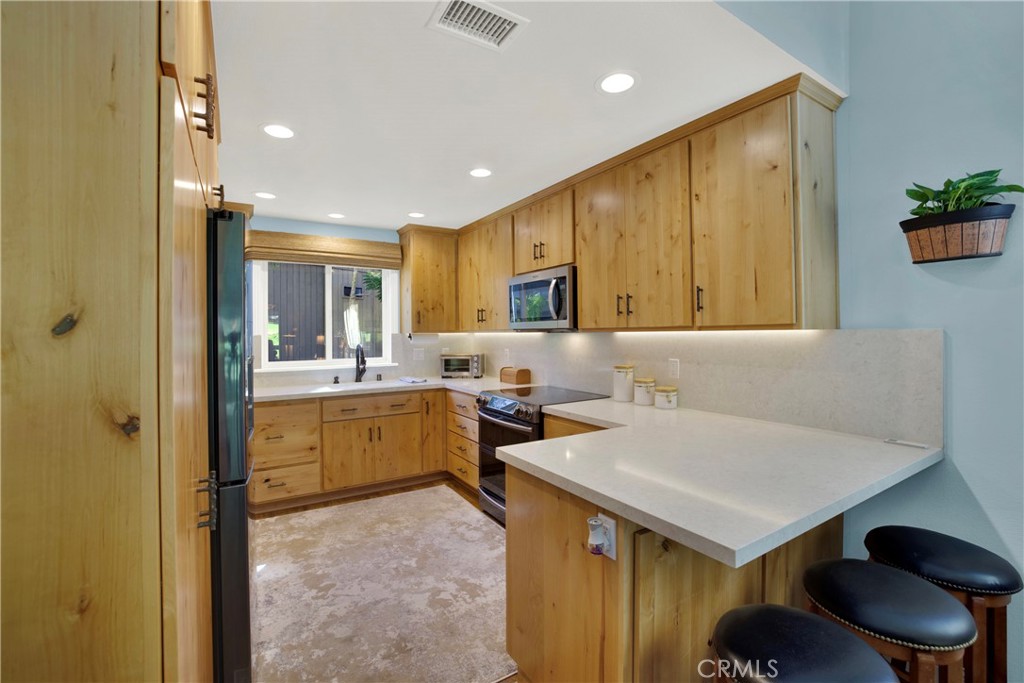 31303 E Nine Drive 34G