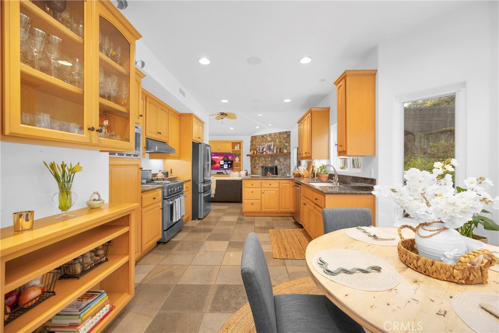 34248 Camino El Molino