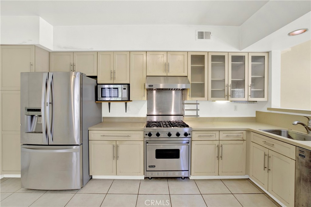 3860 Creststone Place