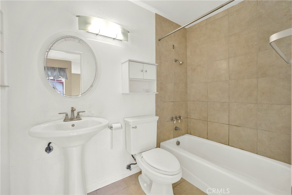 3860 Creststone Place