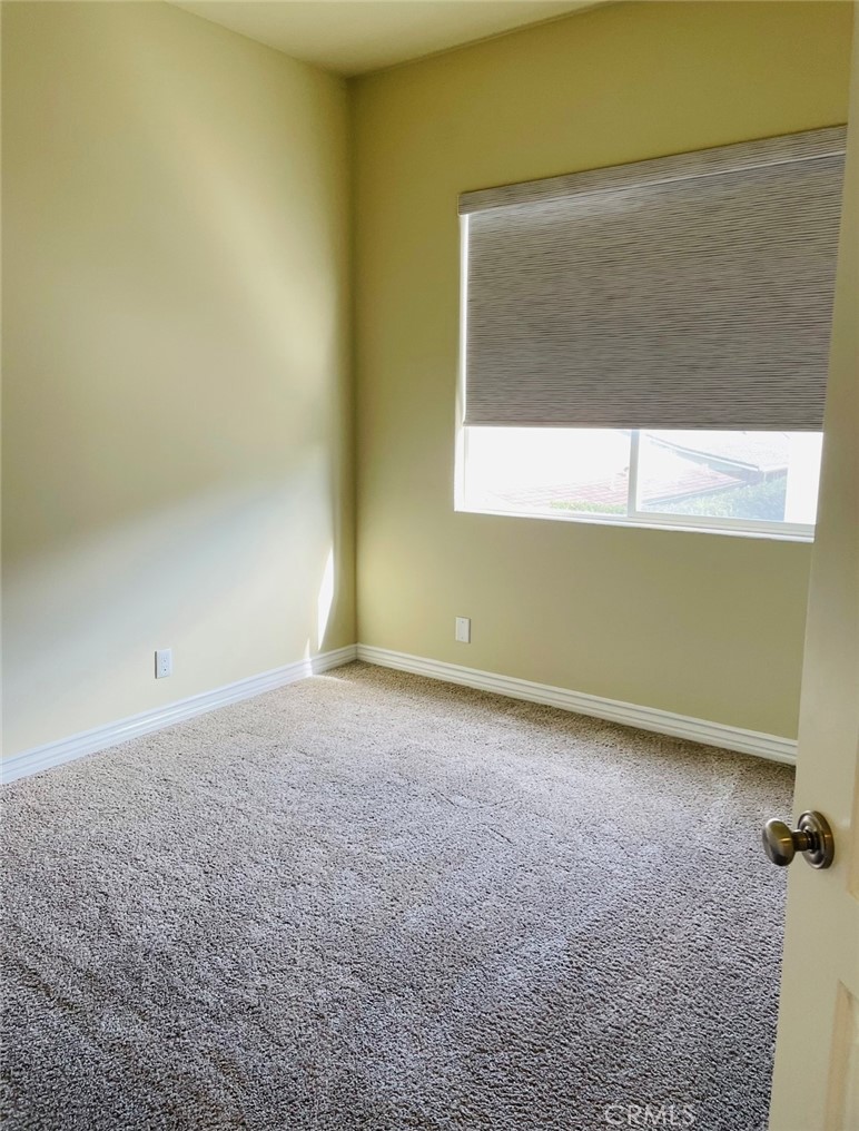 710 1/2 Marigold Avenue