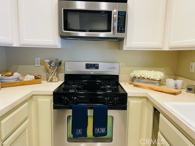 710 1/2 Marigold Avenue