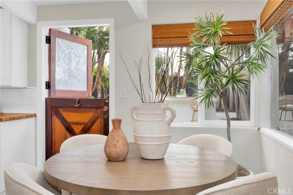 9 W Avenida Cornelio