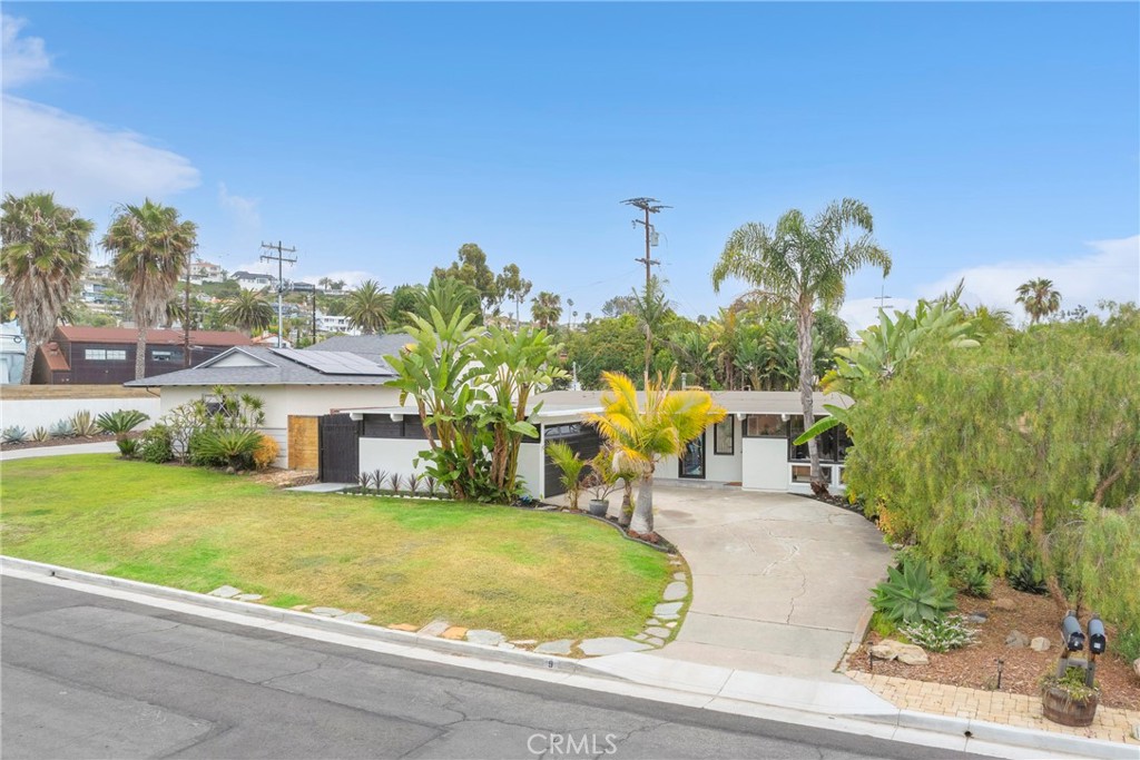 9 W Avenida Cornelio