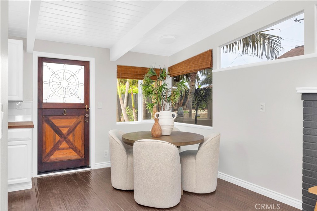 9 W Avenida Cornelio