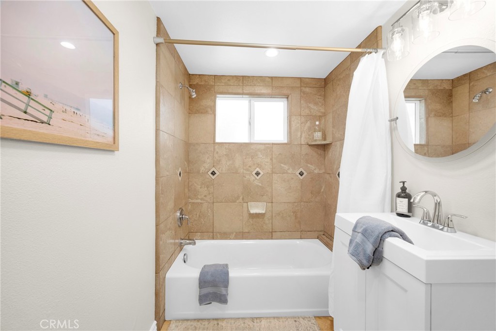 9 W Avenida Cornelio